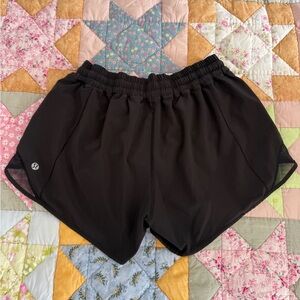 Lululemon Hotty Hot Short